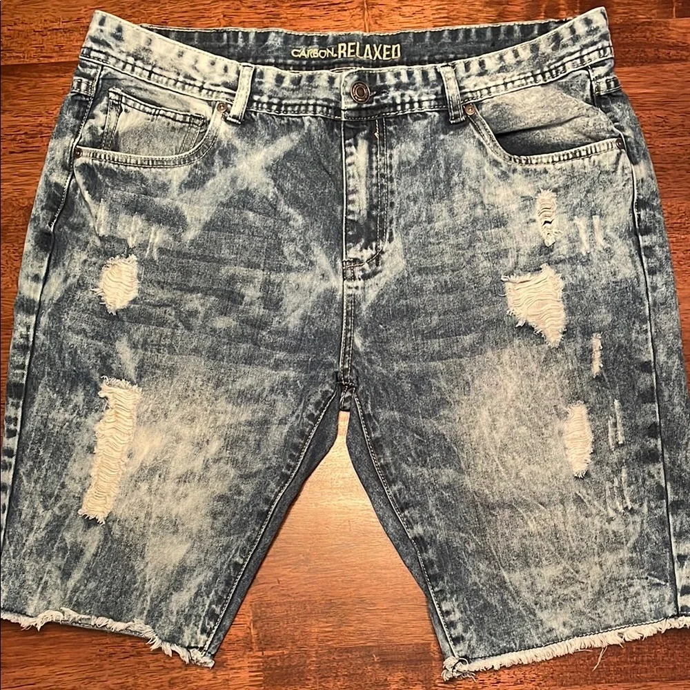 Carbon Relaxed acid washed distressed denim shorts